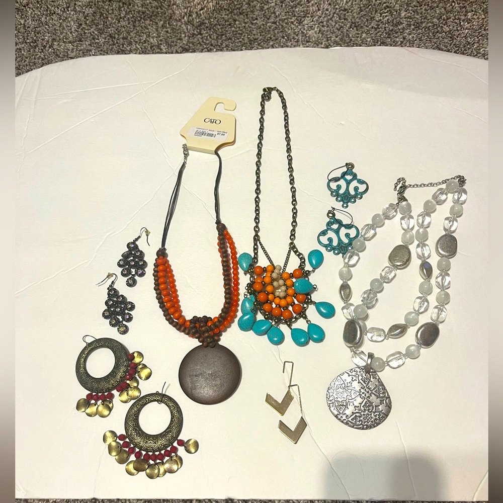 Jewelry bundle 7 pieces